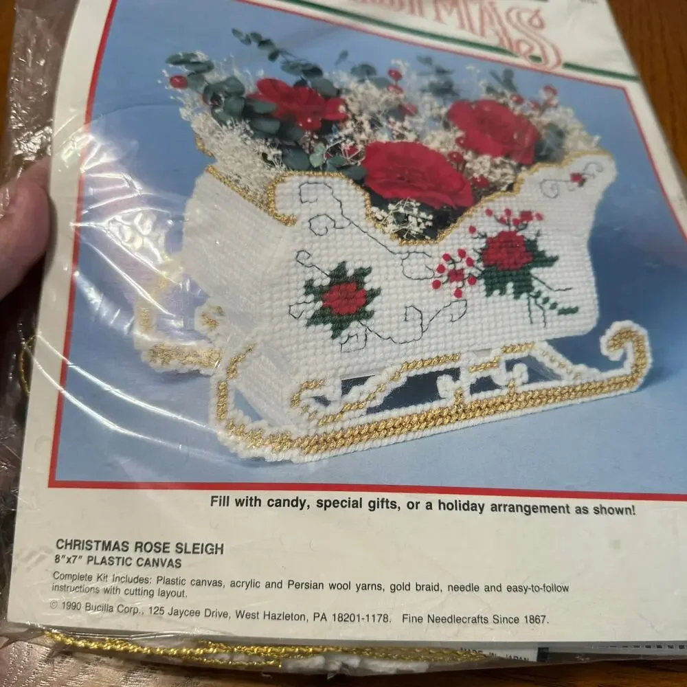Vintage New in Package Bucilla Christmas Plastic Canvas Kit Floral Sleigh 1990
